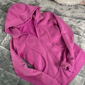 SOLD 🤍 Magenta LULULEMON jacket